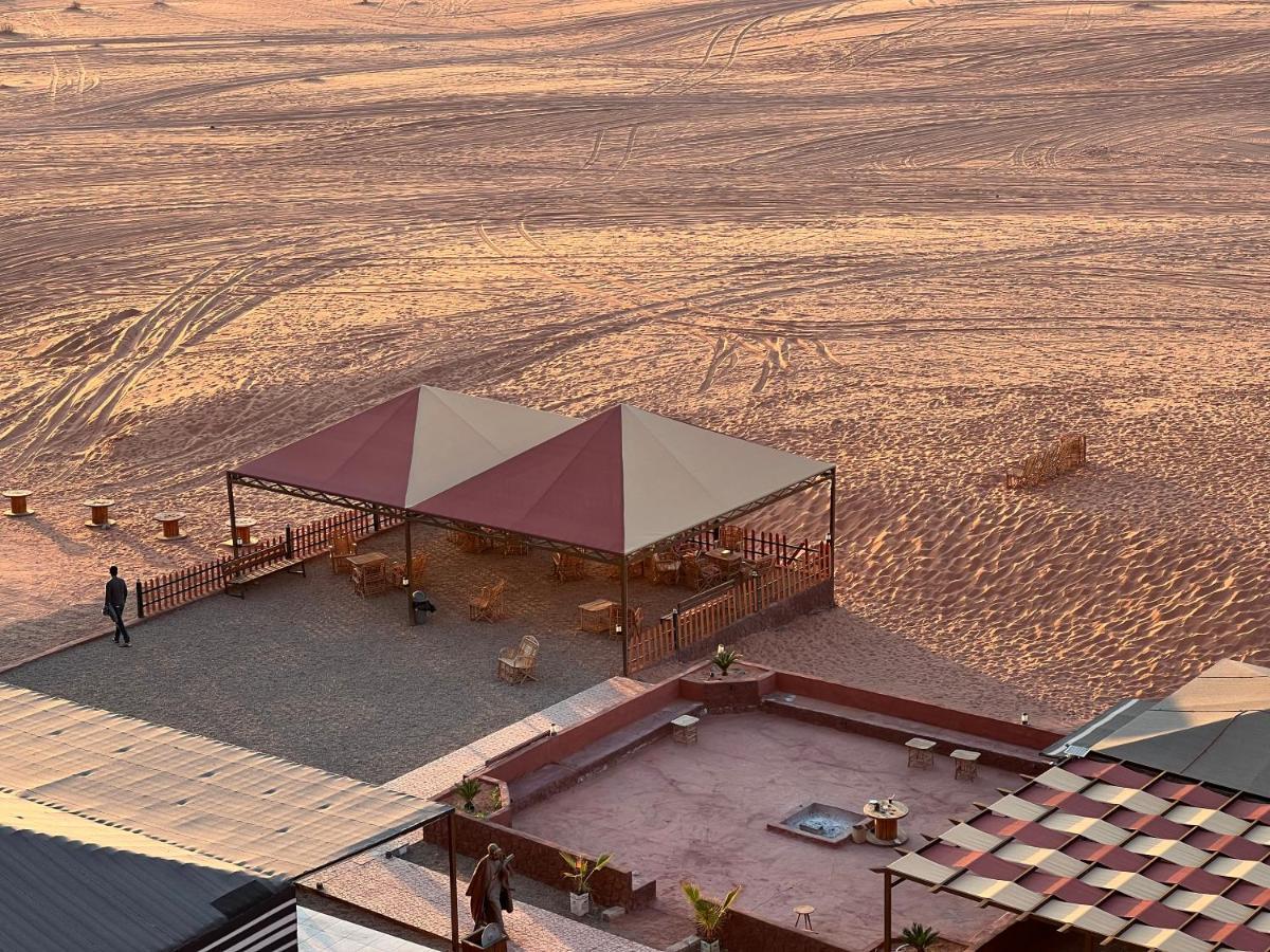 Wadi Rum Eagle Luxury Camp Exteriör bild
